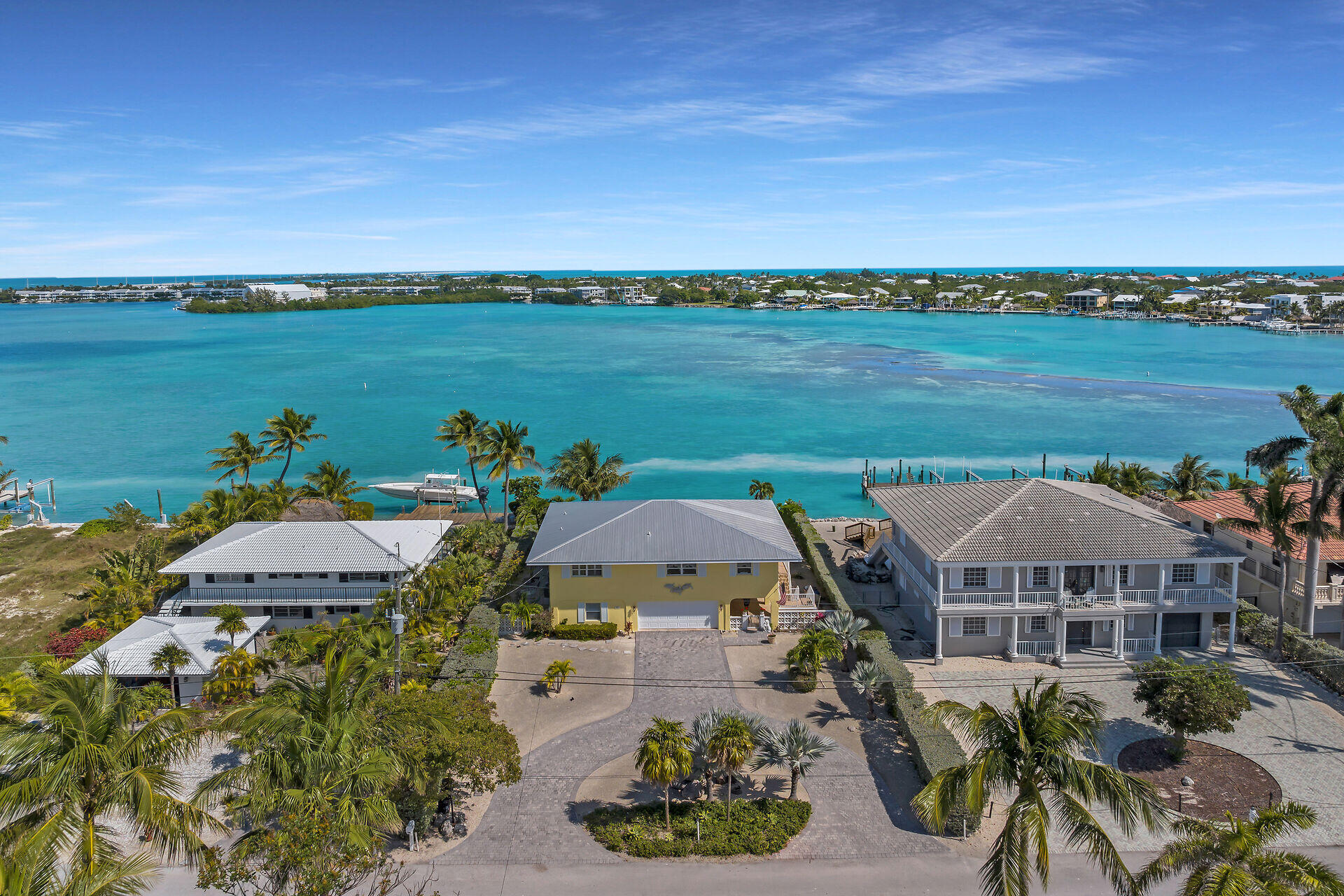 417 Harbour Drive
