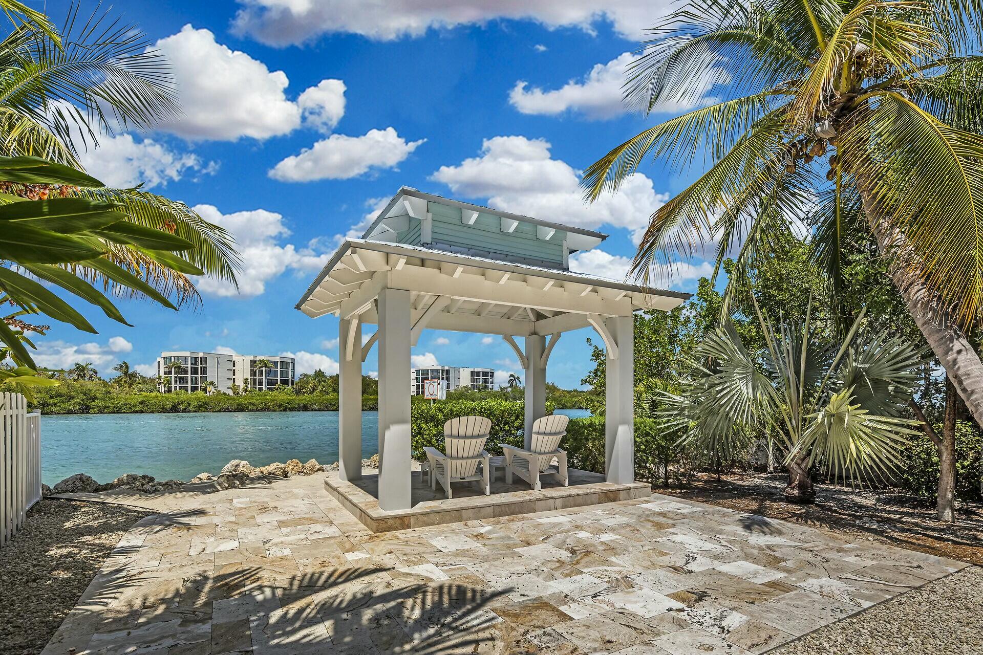 11890 1st Ave Gulf 7