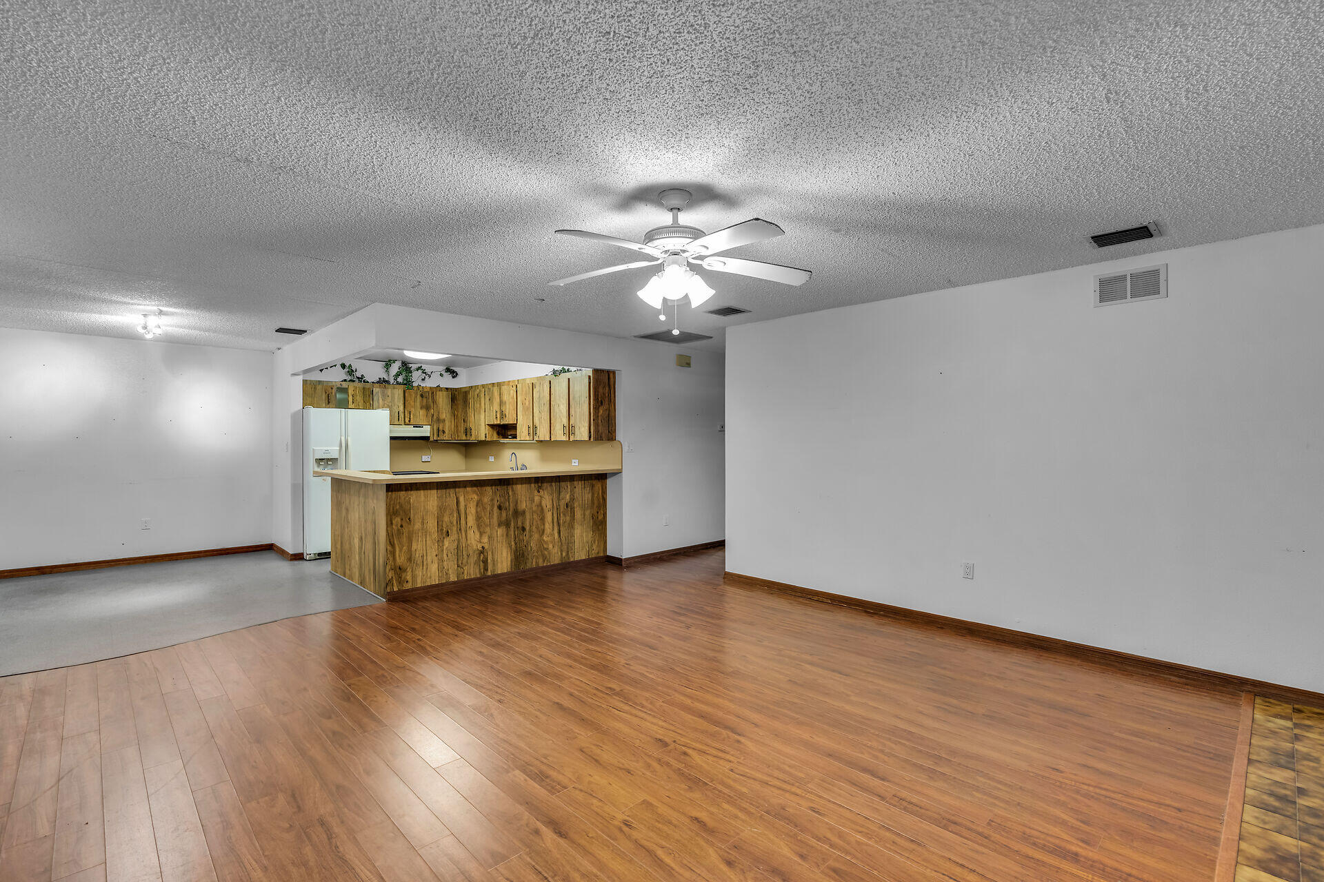 105 N Anglers Drive A & B