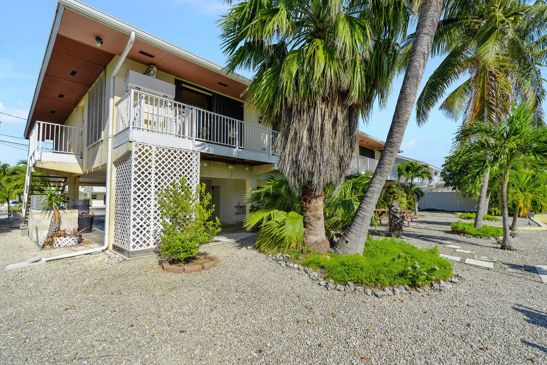 105 N Anglers Drive A & B
