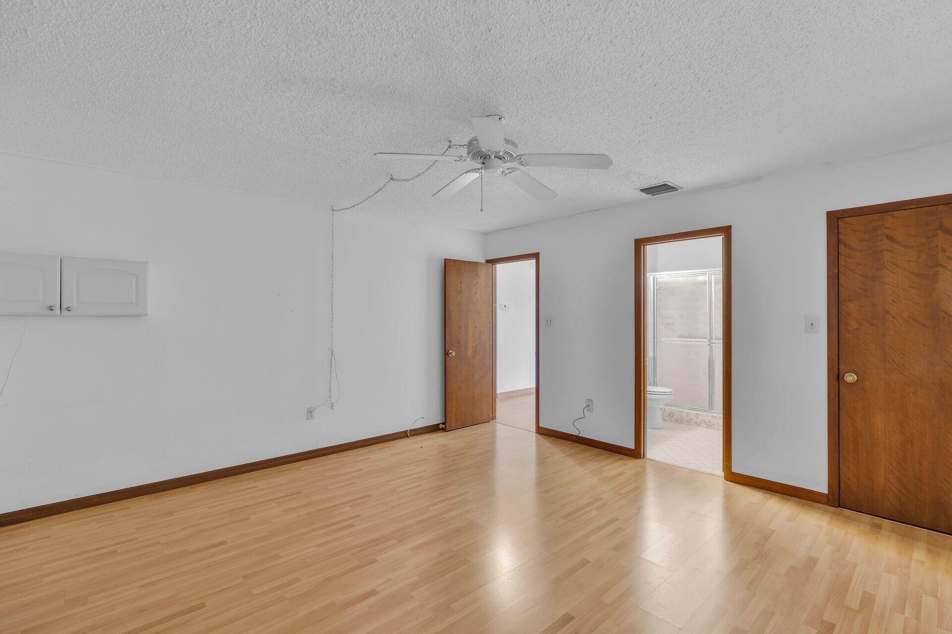 105 N Anglers Drive A & B