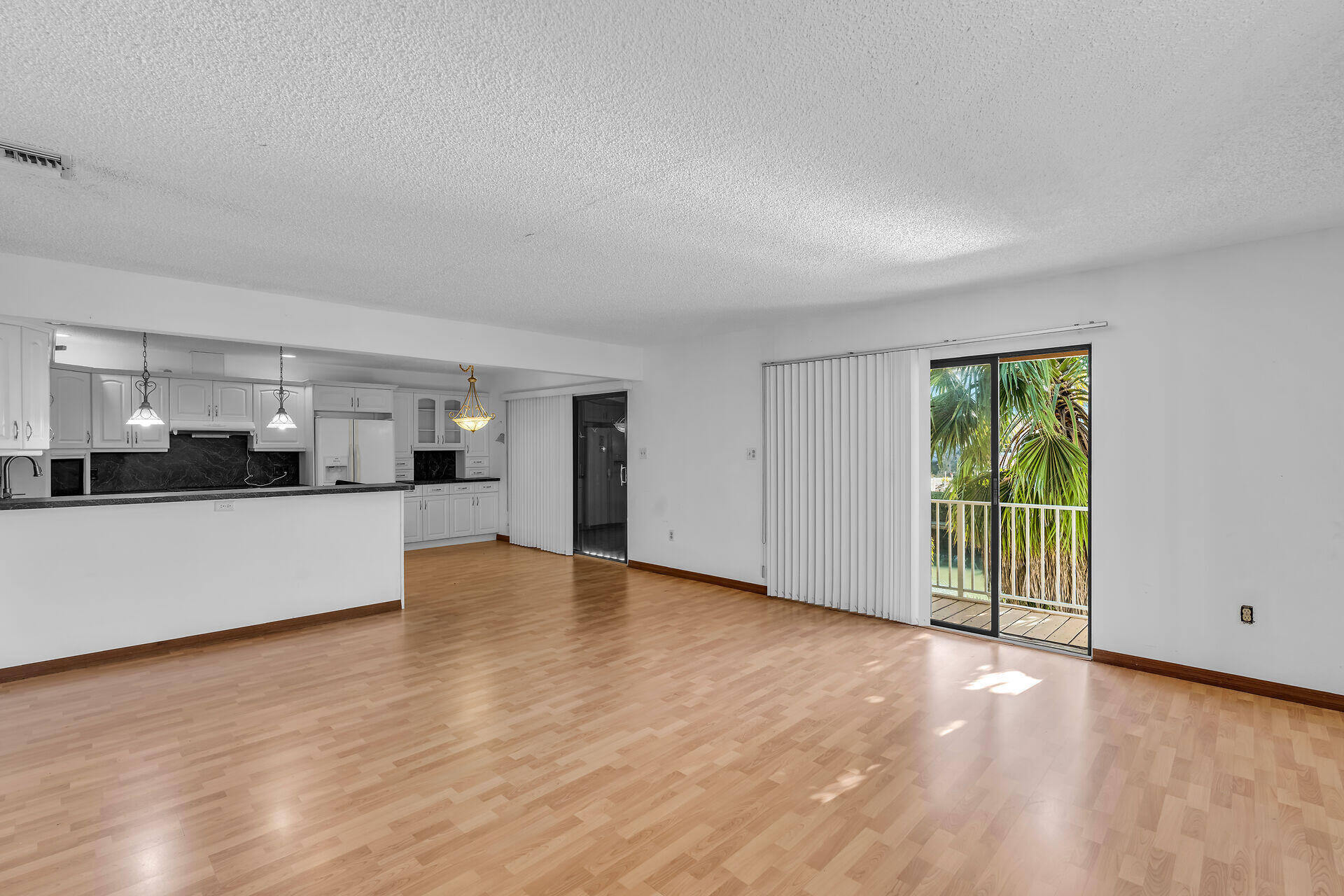 105 N Anglers Drive A & B