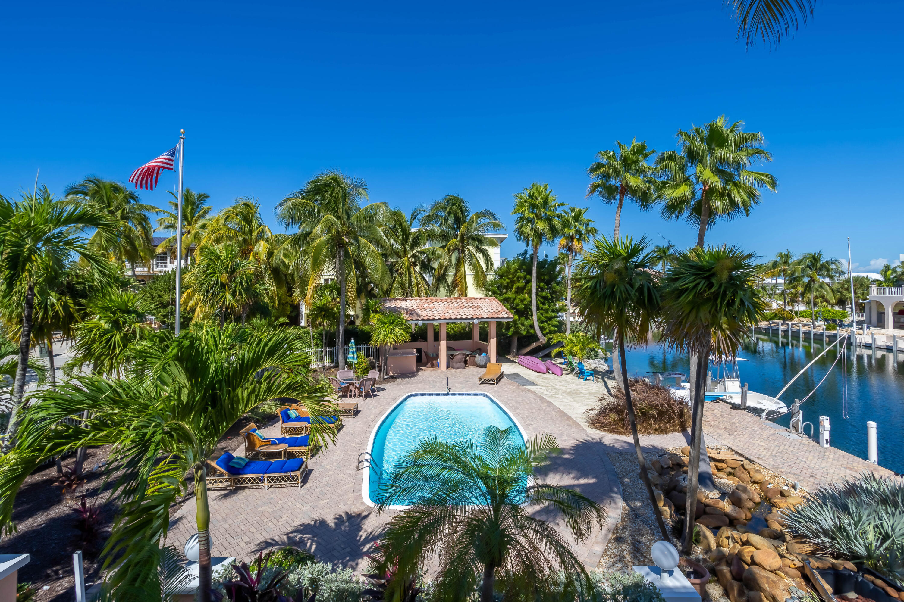 128 W Plaza Del Sol