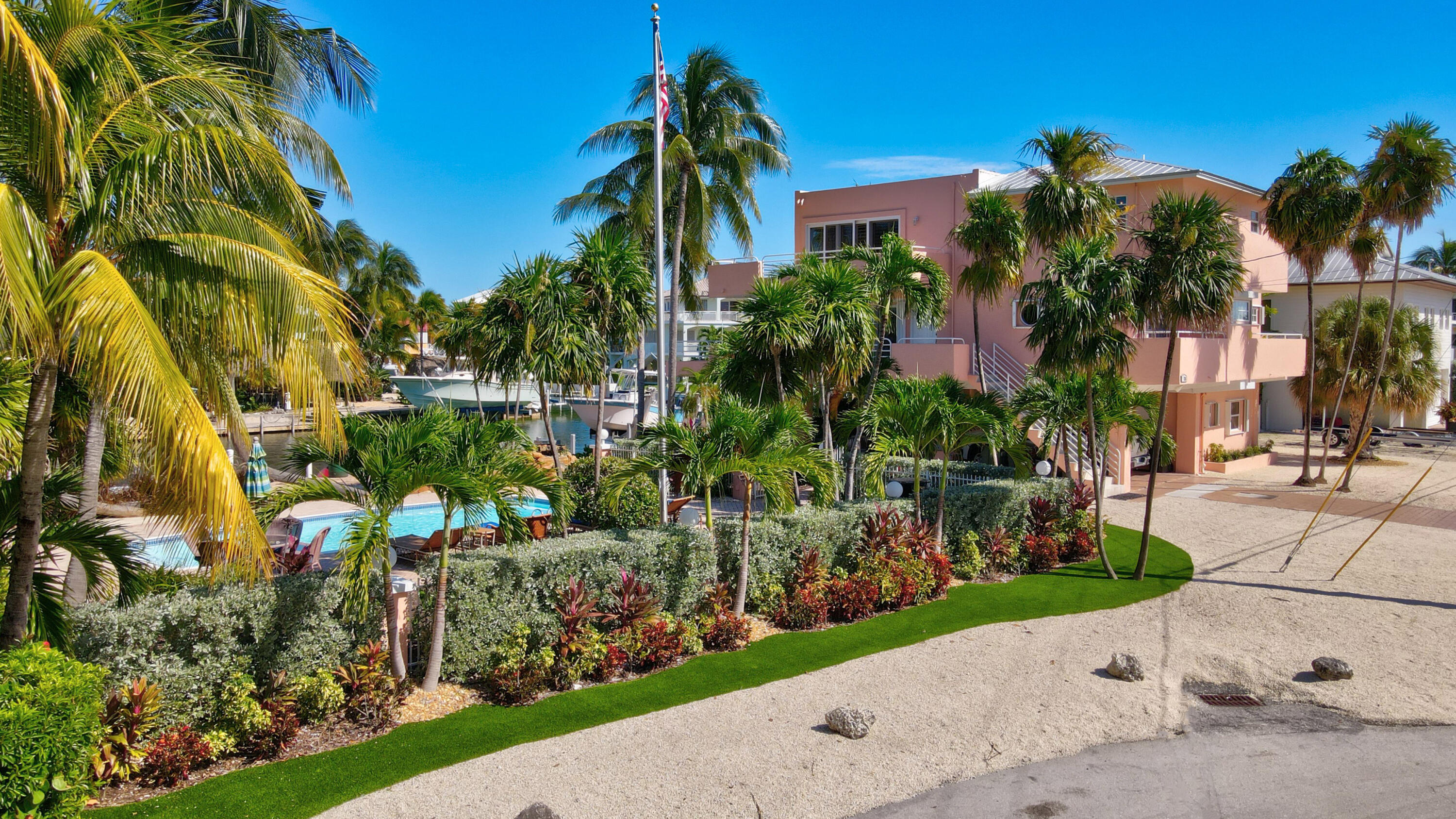128 W Plaza Del Sol