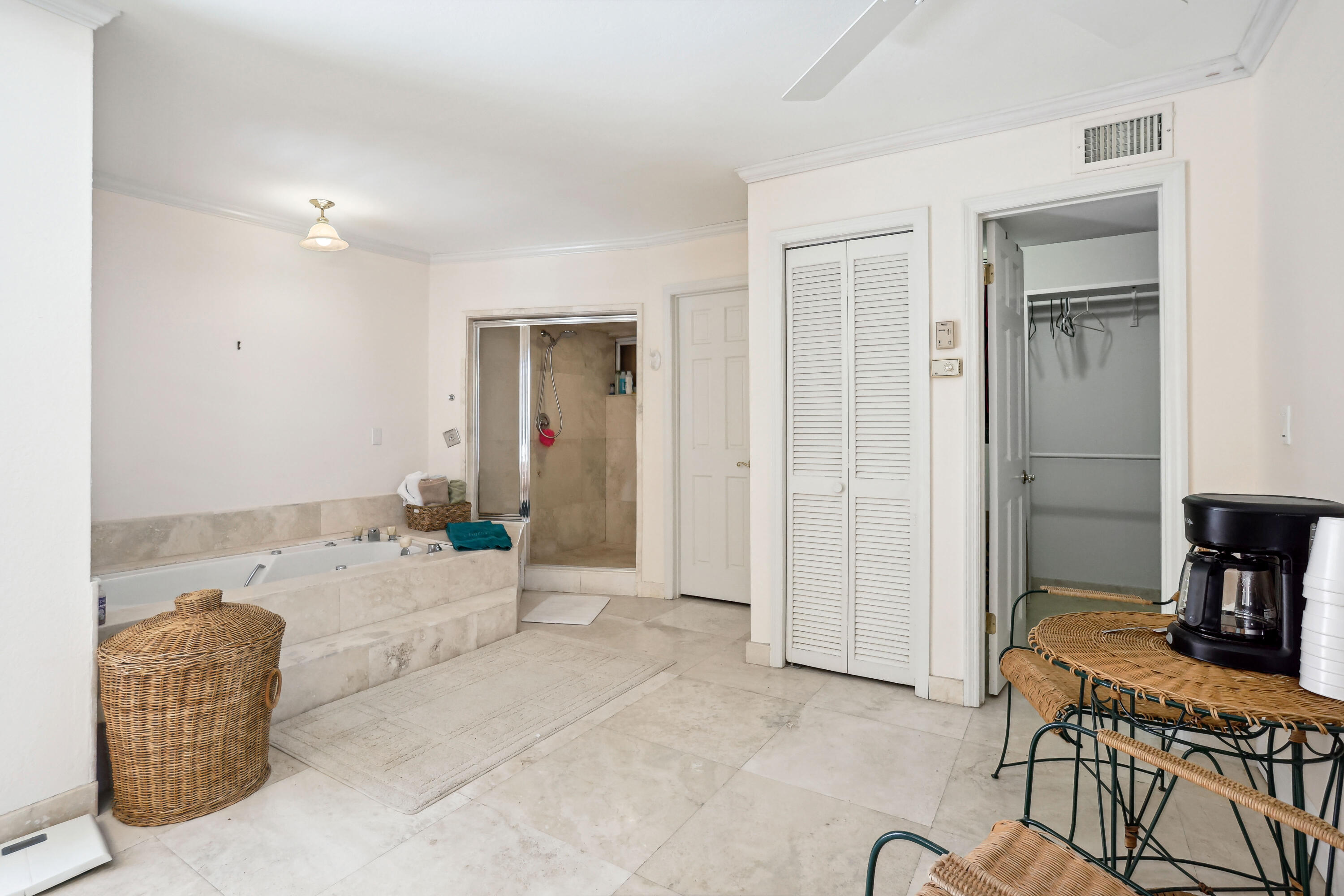 128 W Plaza Del Sol