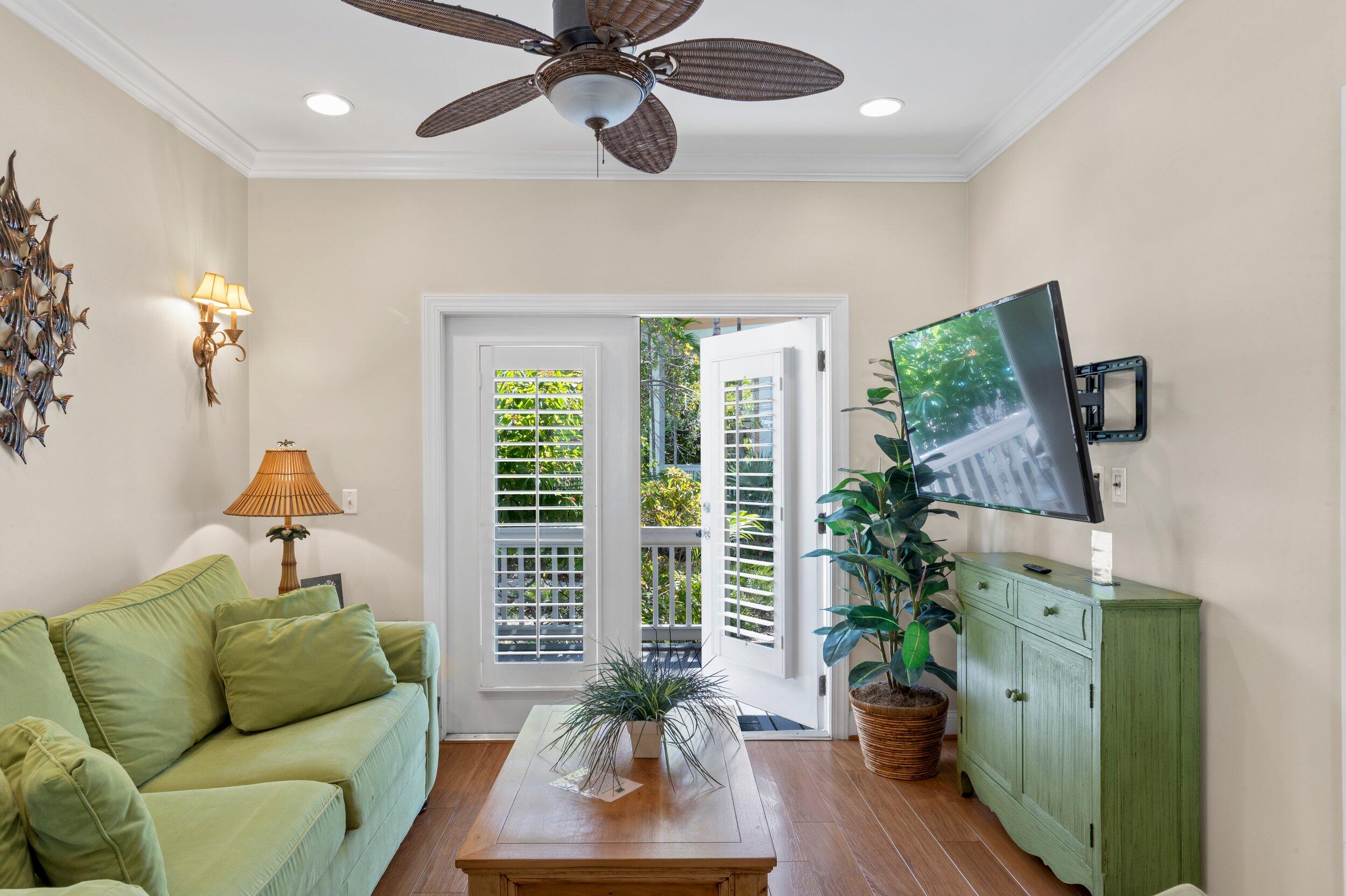 26 Coral Way