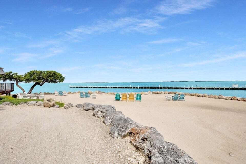 97652 Overseas Highway M10