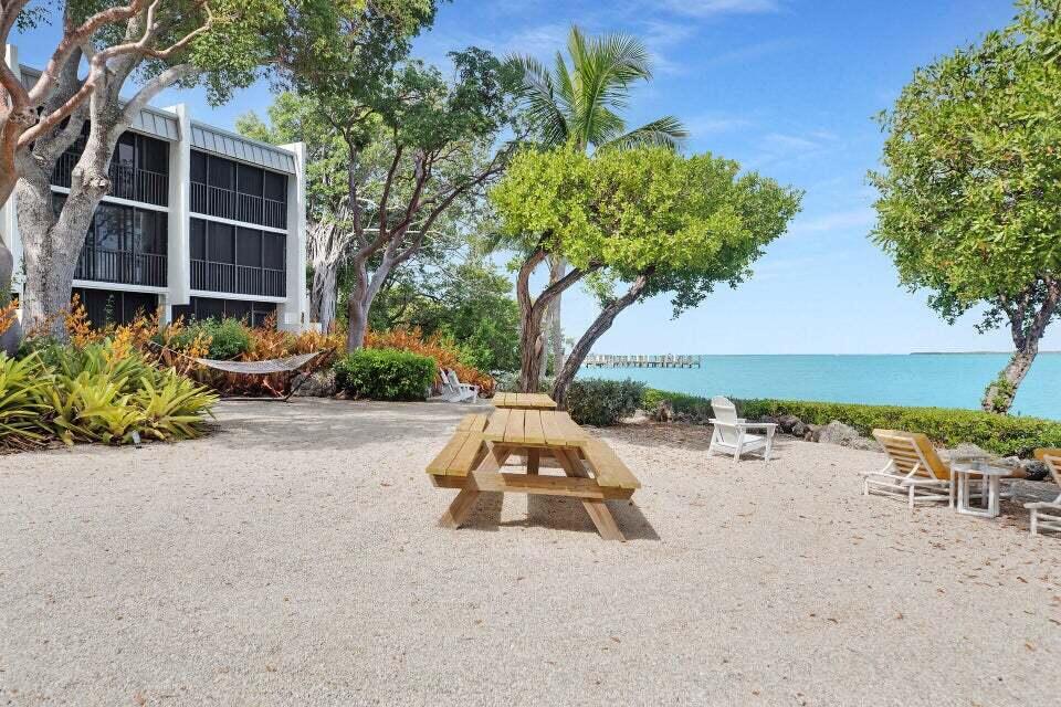 97652 Overseas Highway M10