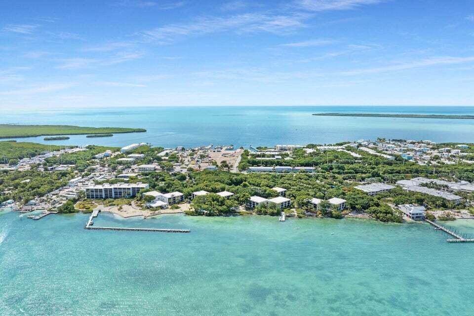 97652 Overseas Highway M10