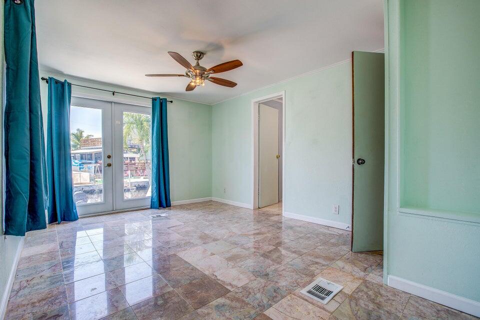 9 Boca Chica Road