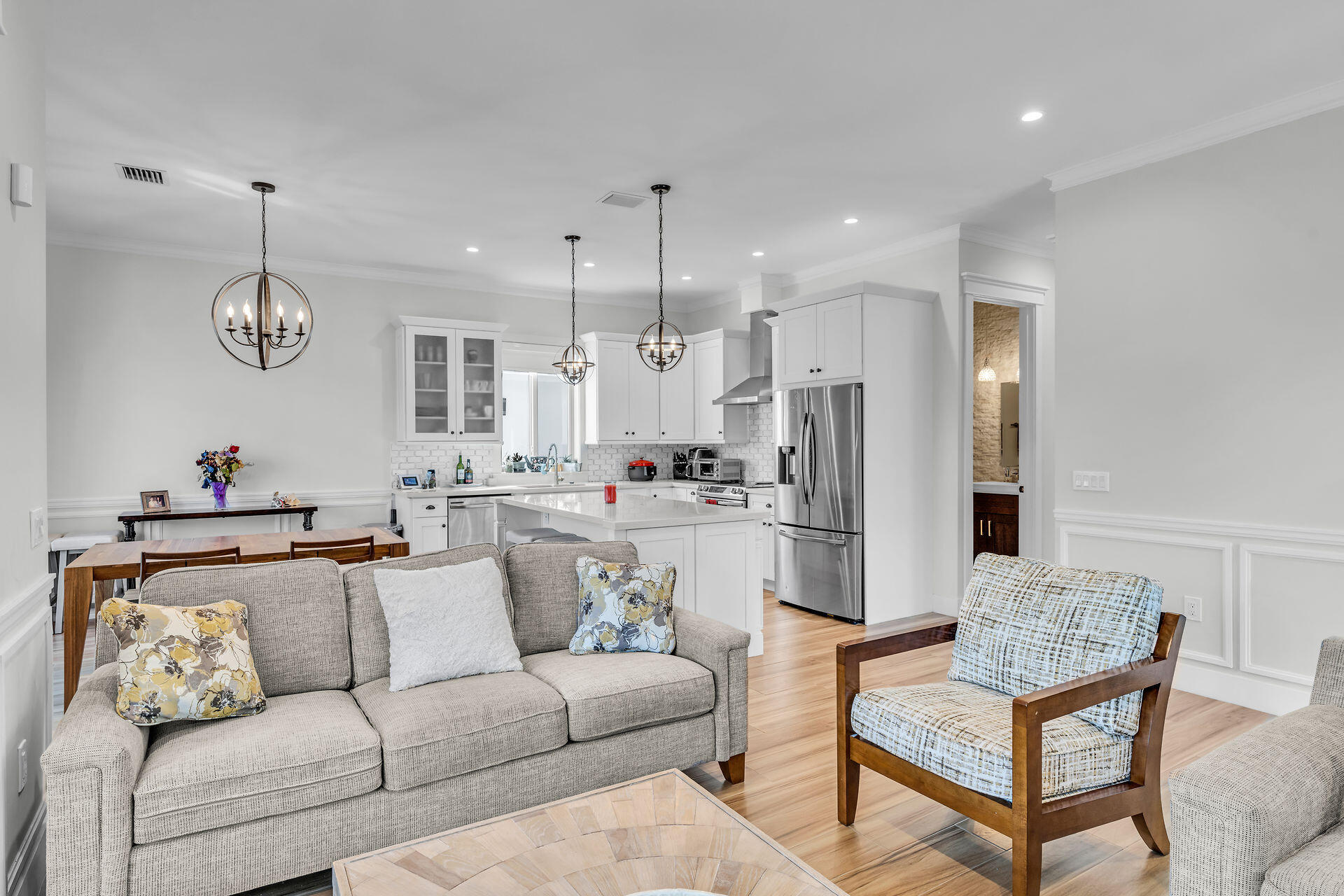 45 Tarpon Avenue