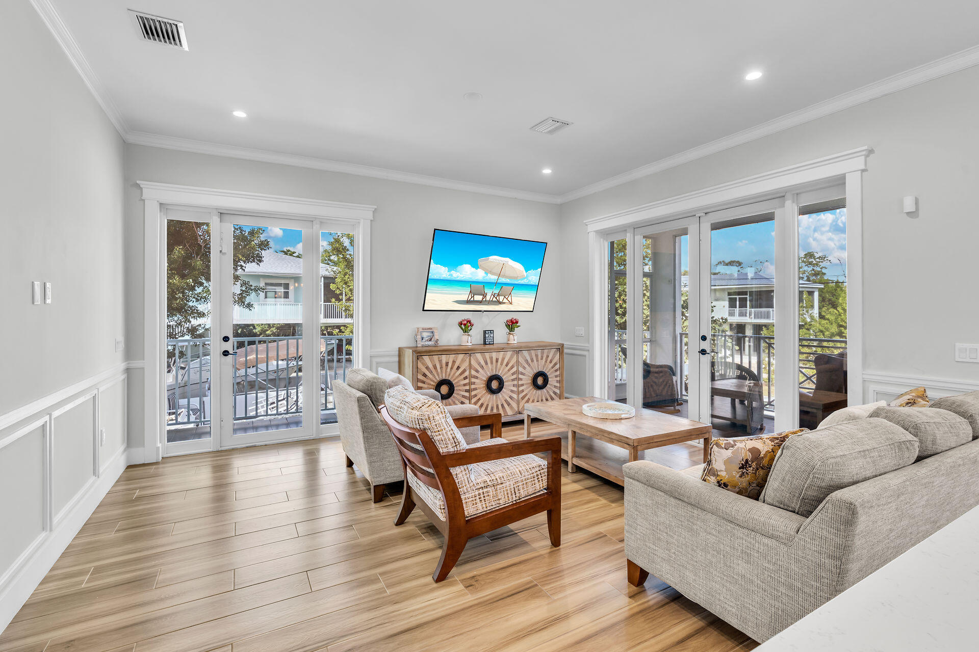 45 Tarpon Avenue
