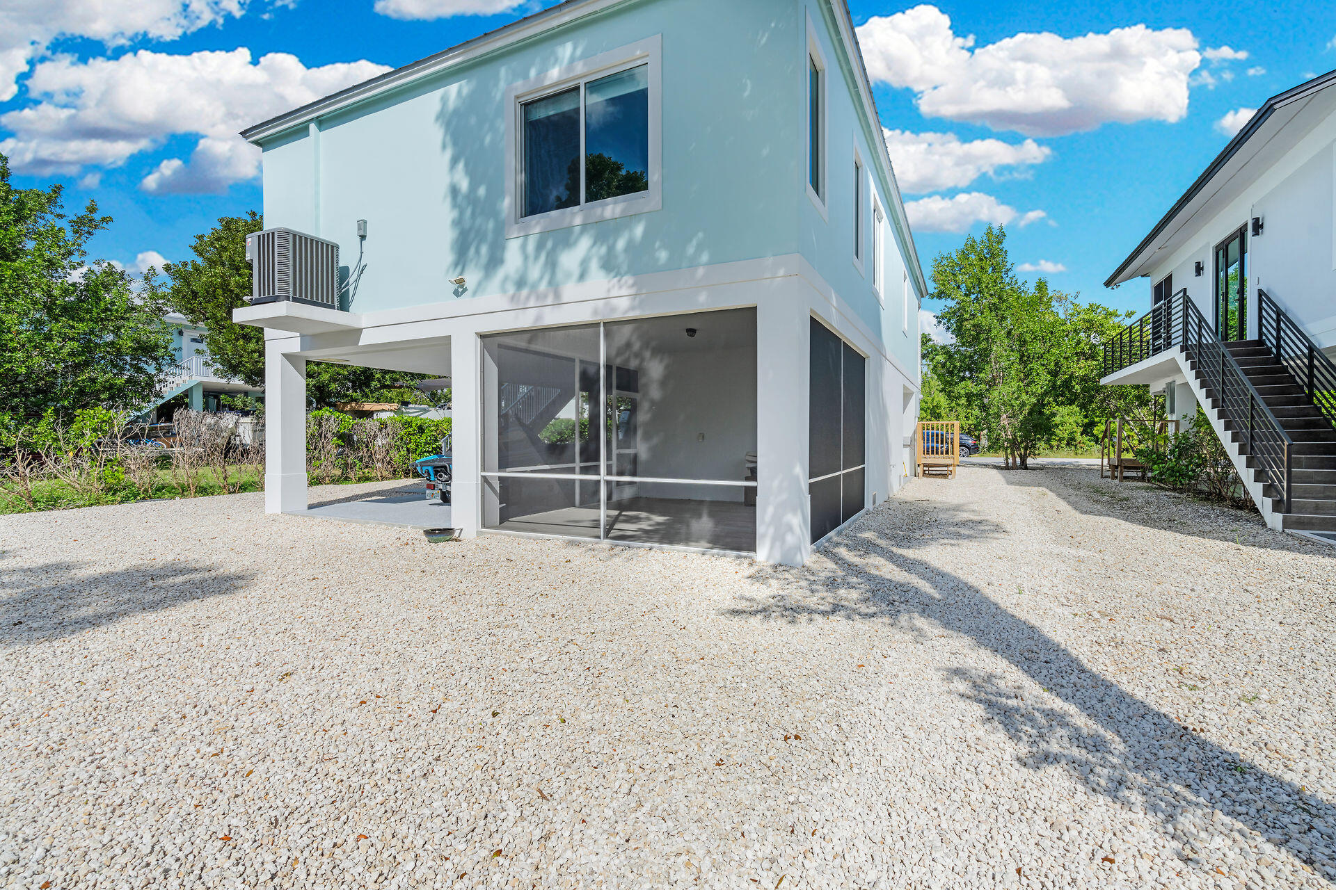 45 Tarpon Avenue