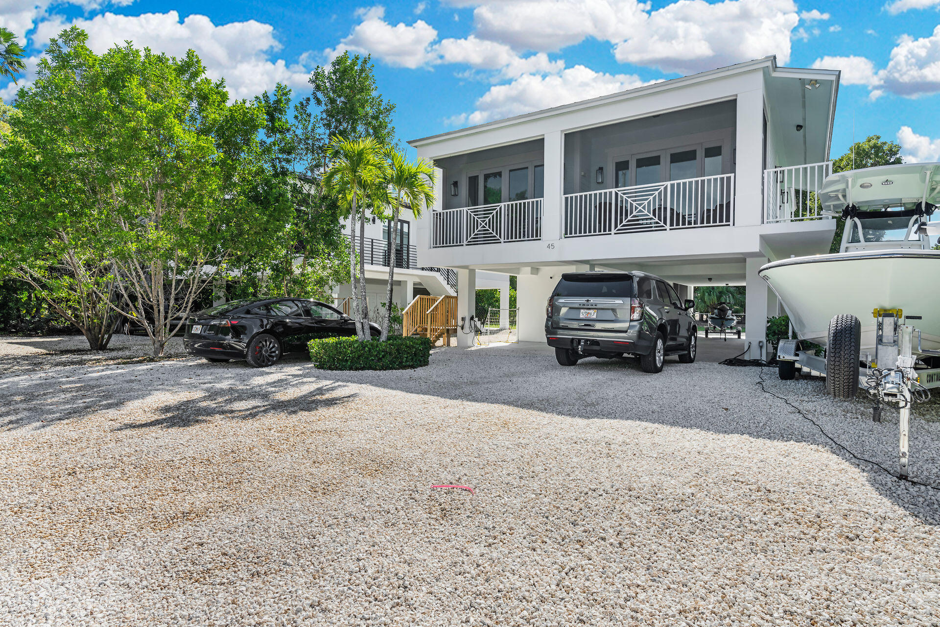 45 Tarpon Avenue
