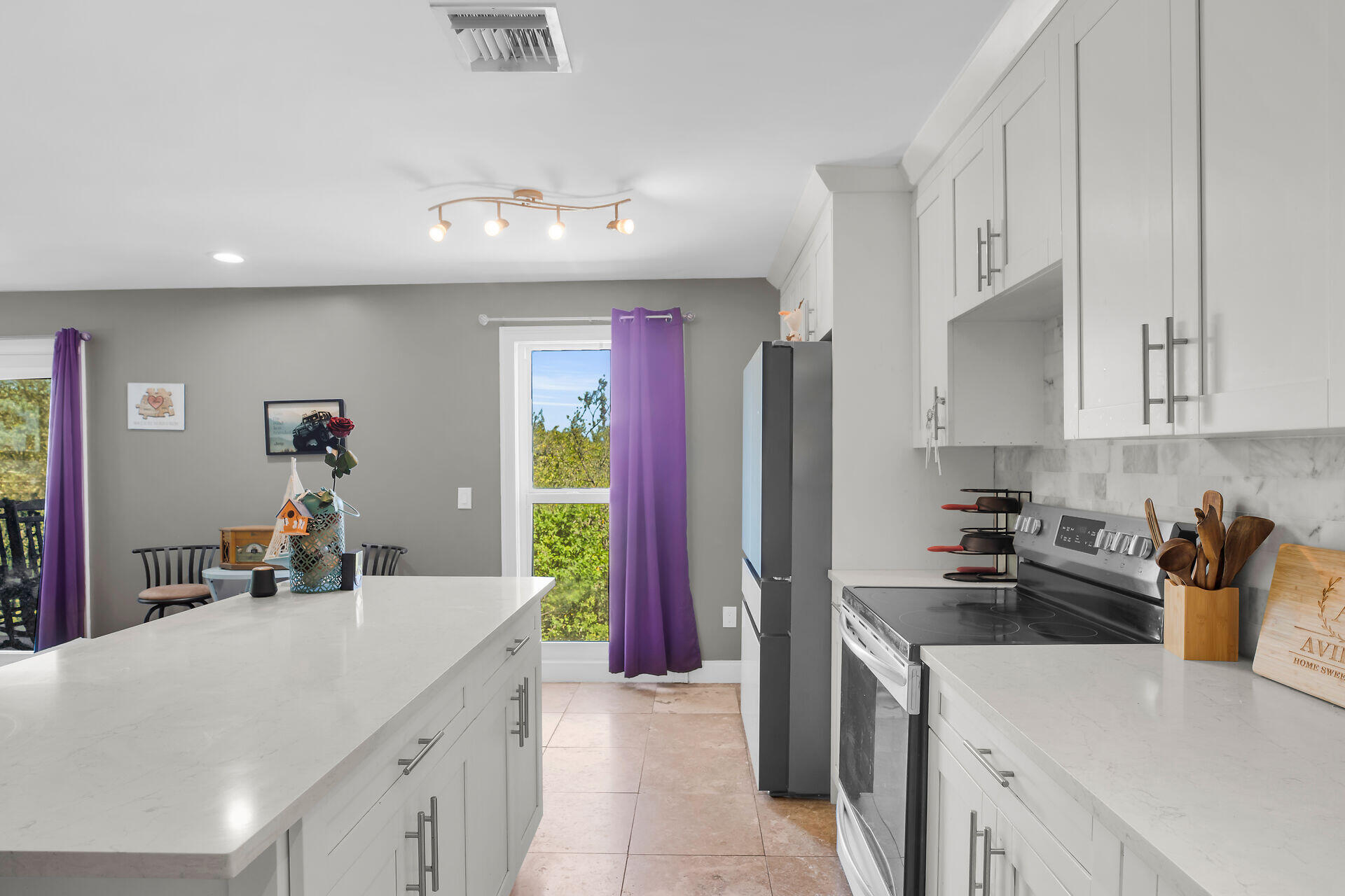 111 Stirrup Key Woods Road 2B2