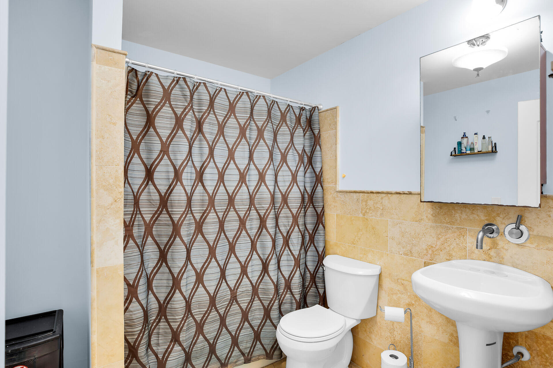 111 Stirrup Key Woods Road 2B2