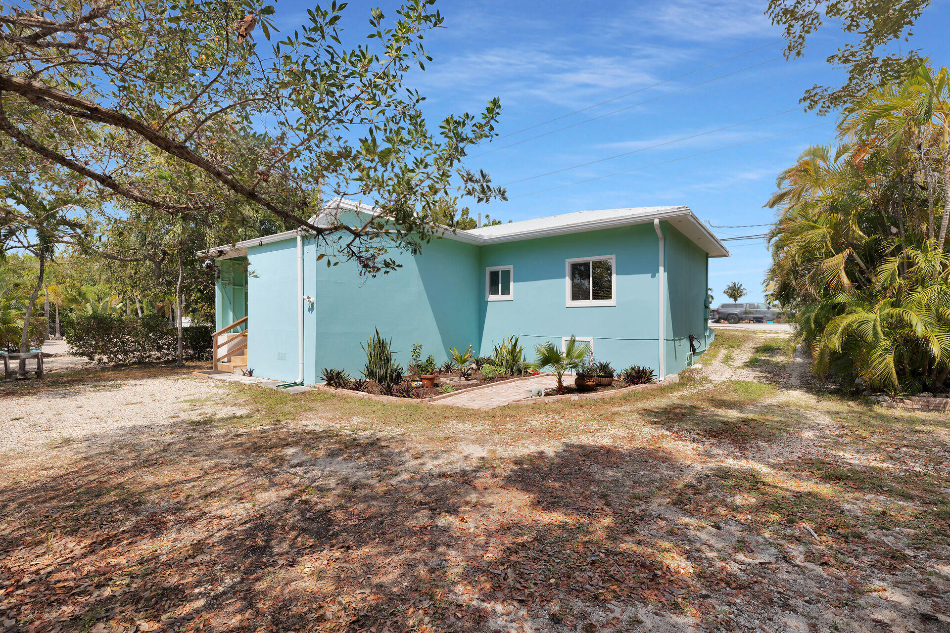 58704 Overseas Highway
