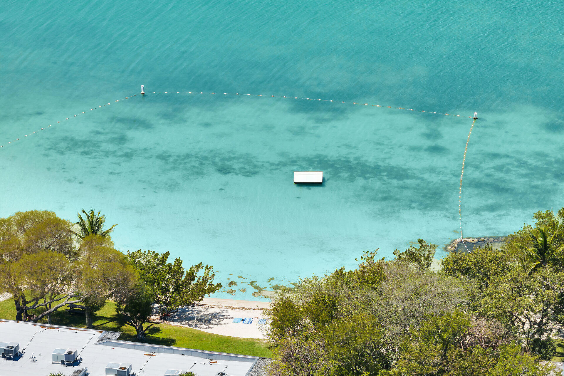 96000 Overseas Highway B2 & 33' boat slip