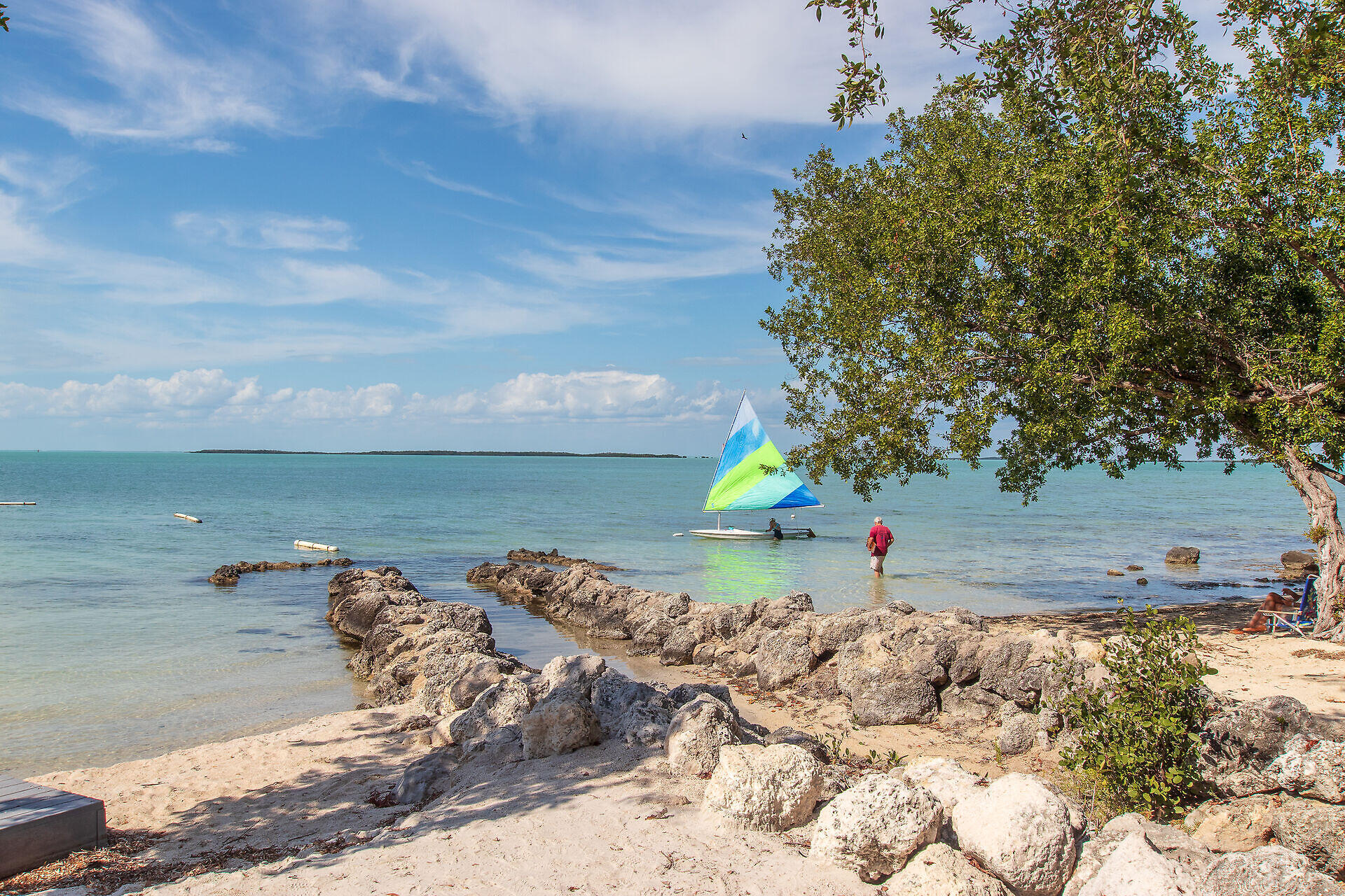 96000 Overseas Highway B2 & 33' boat slip