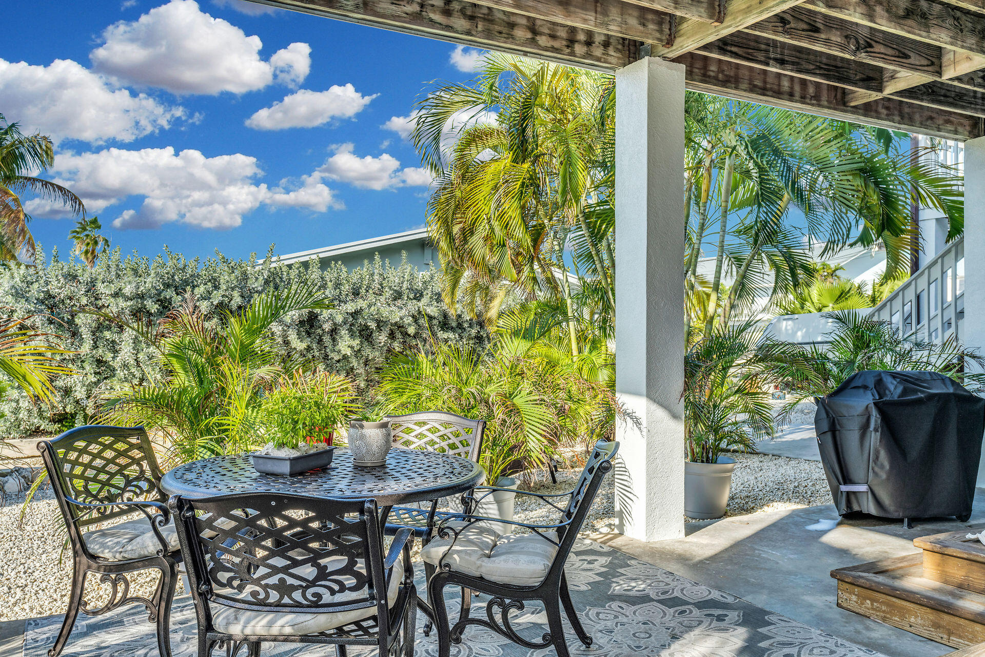 918 W Ocean Drive