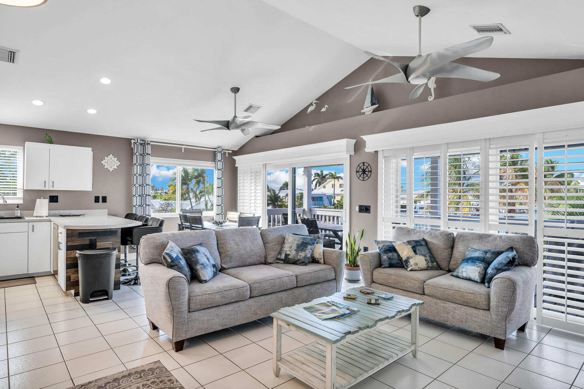 918 W Ocean Drive