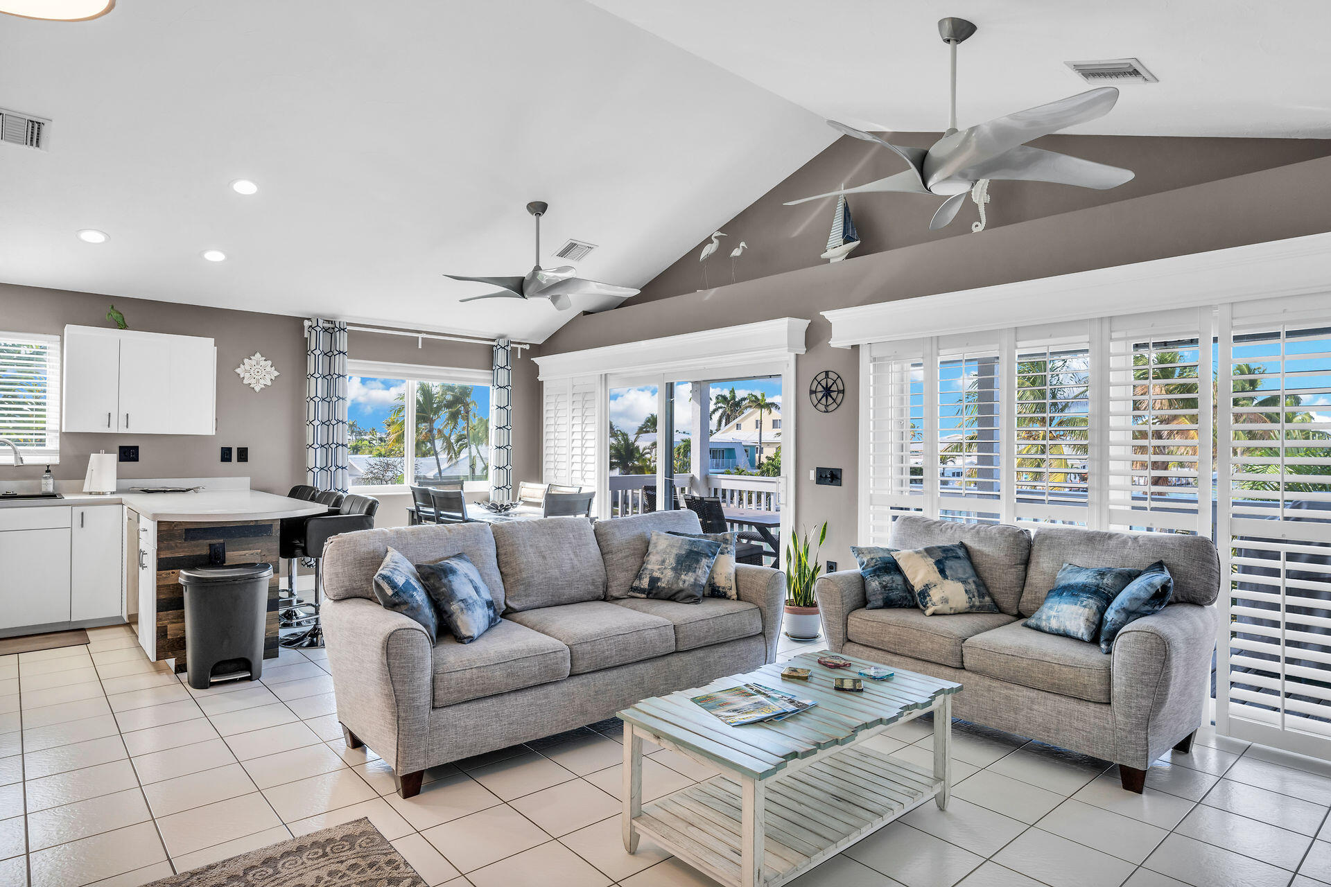 918 W Ocean Drive