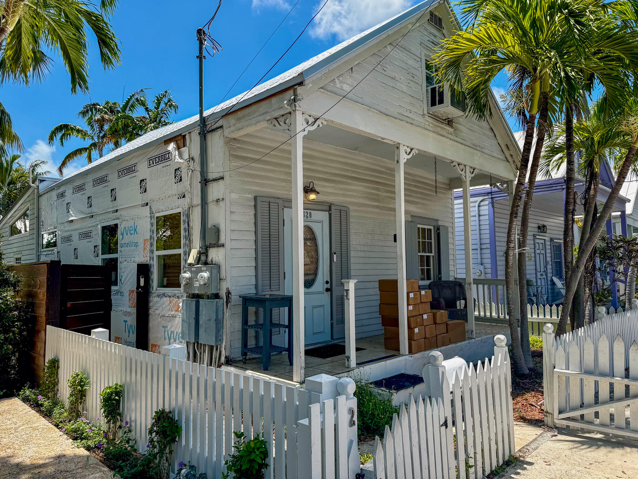 620 White Street