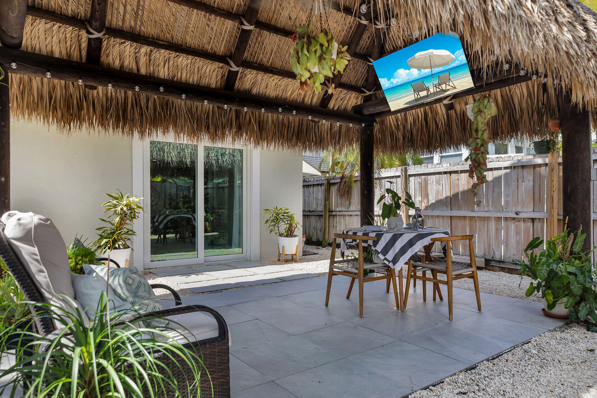 122 S Bay Harbor Drive