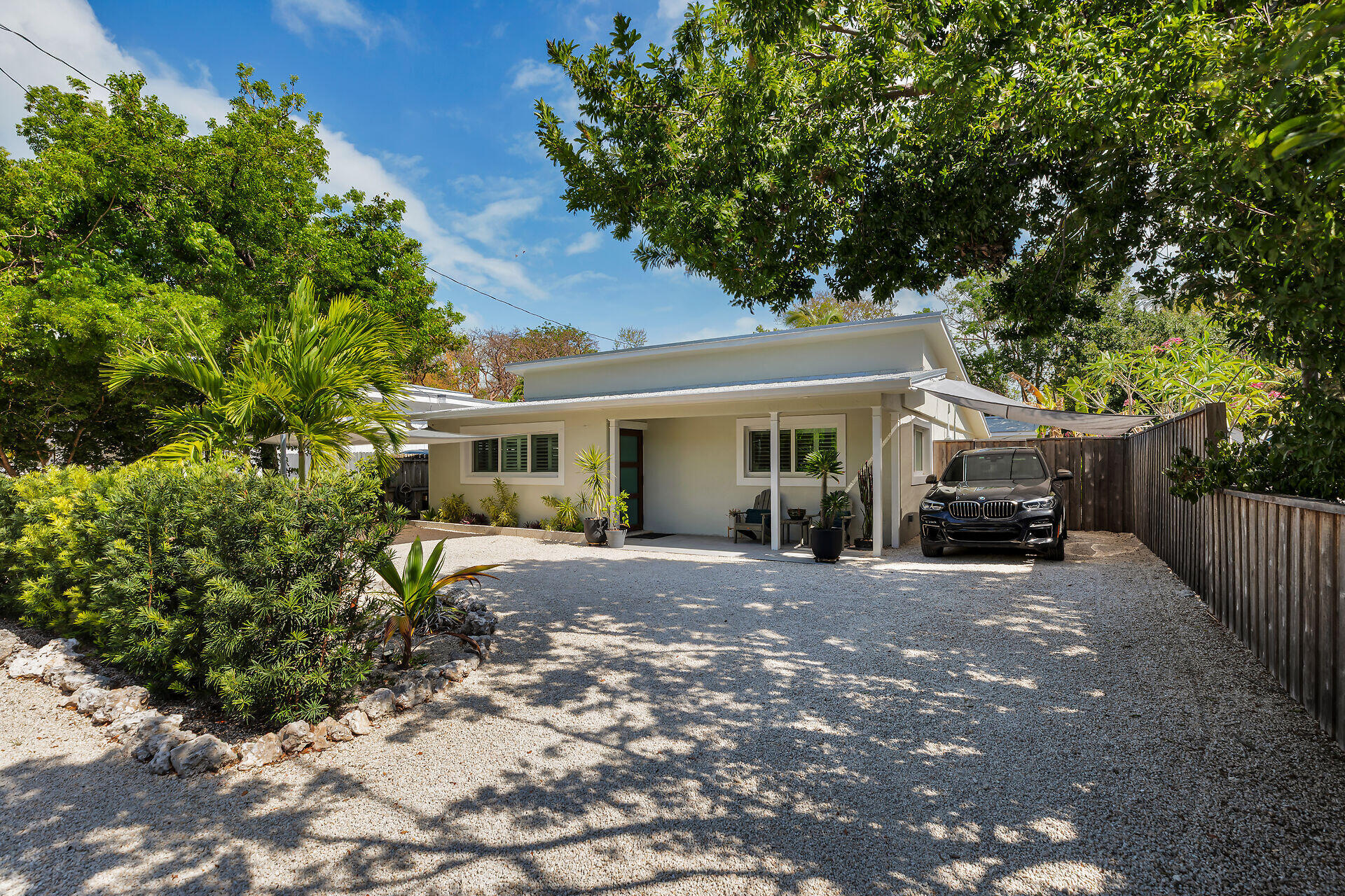 122 S Bay Harbor Drive