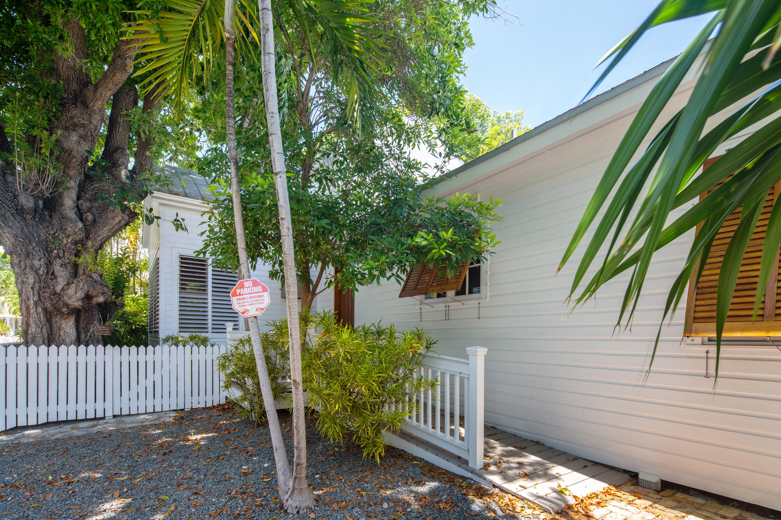 623 Whitehead Street