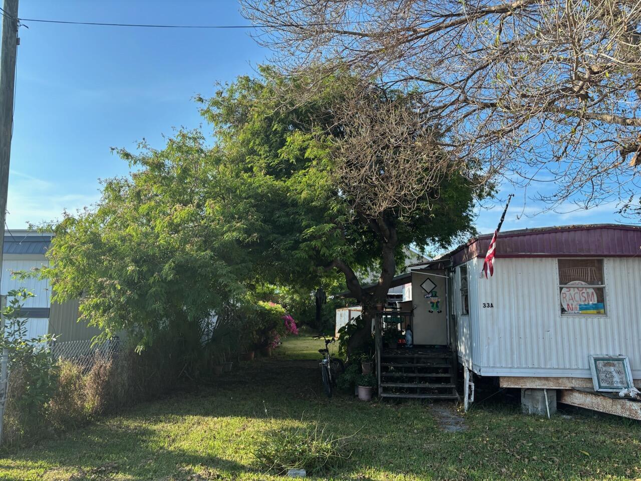 A33 8th Avenue