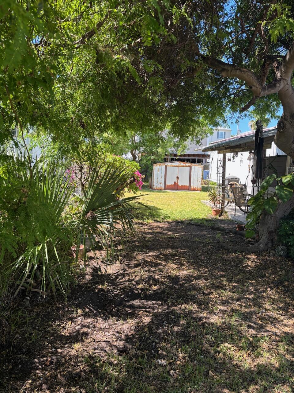 A33 8th Avenue