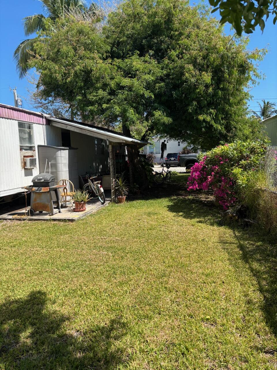 A33 8th Avenue
