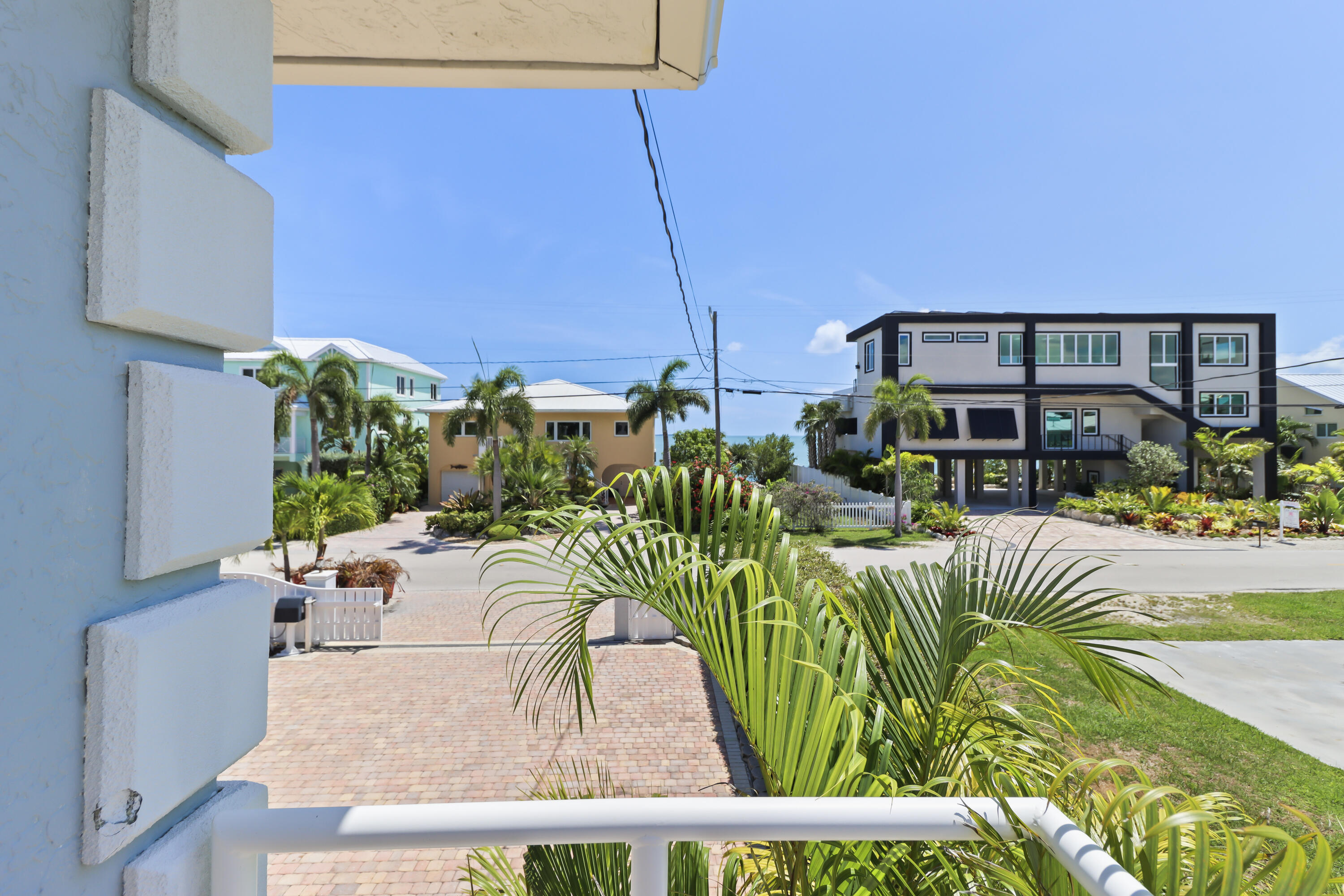 229 E Caribbean Drive