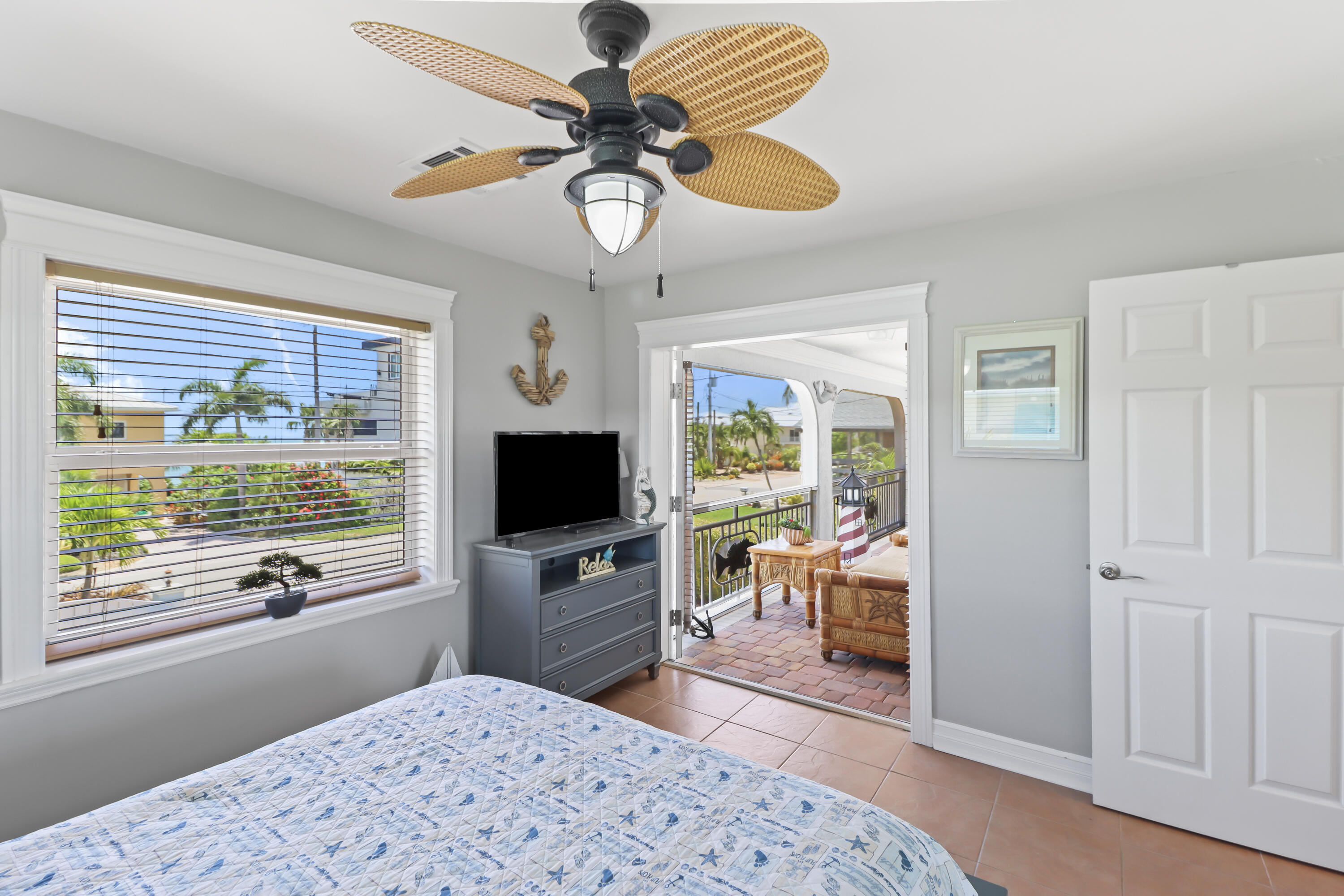 229 E Caribbean Drive