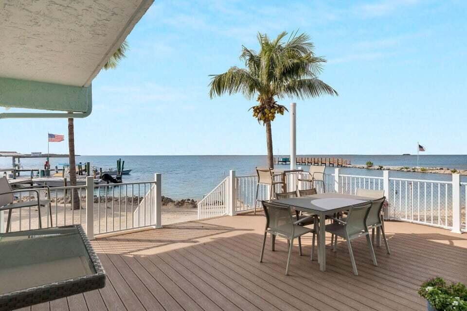 92550 Overseas Highway 207