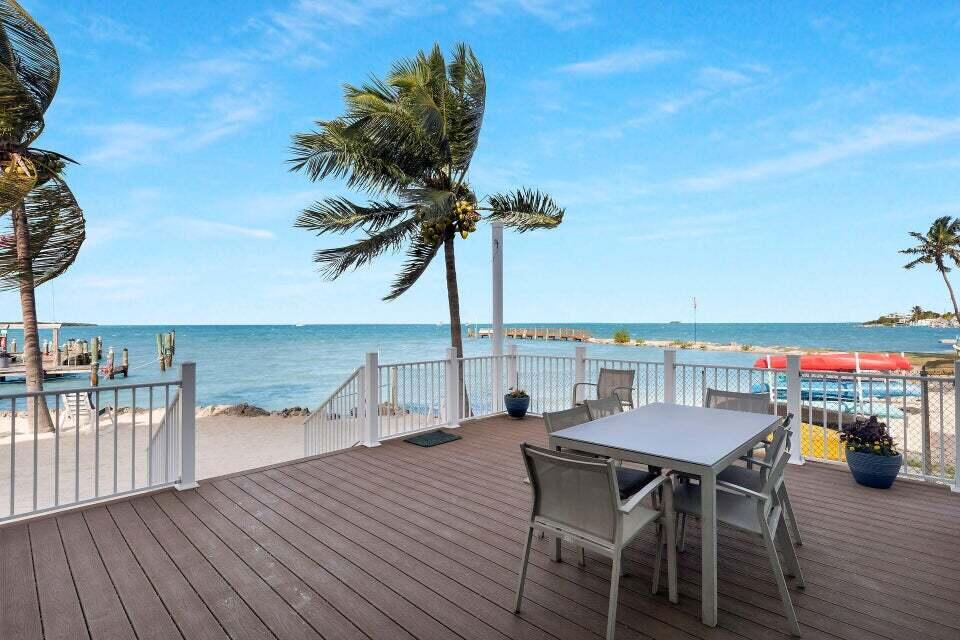 92550 Overseas Highway 207