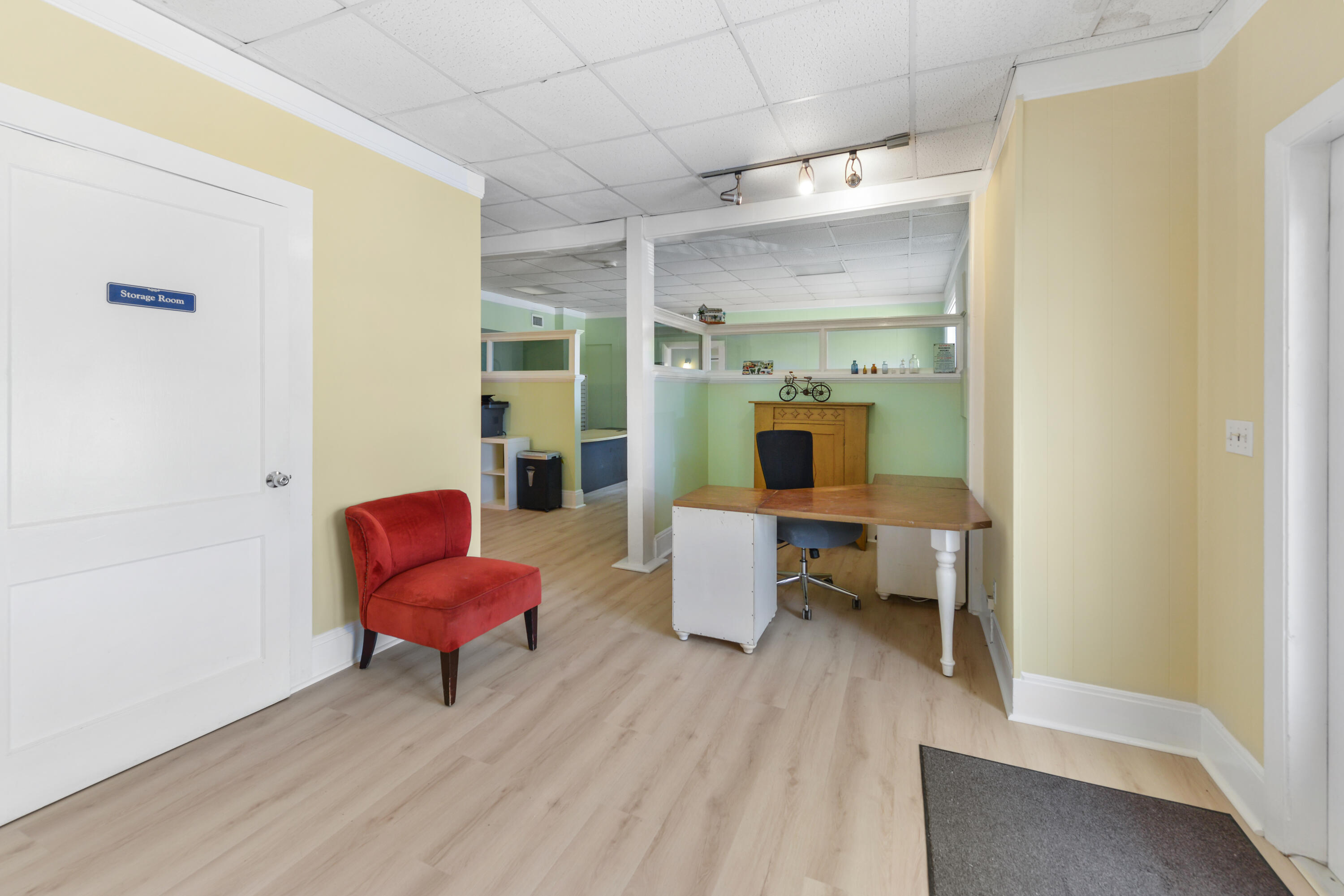 828 White Street 3