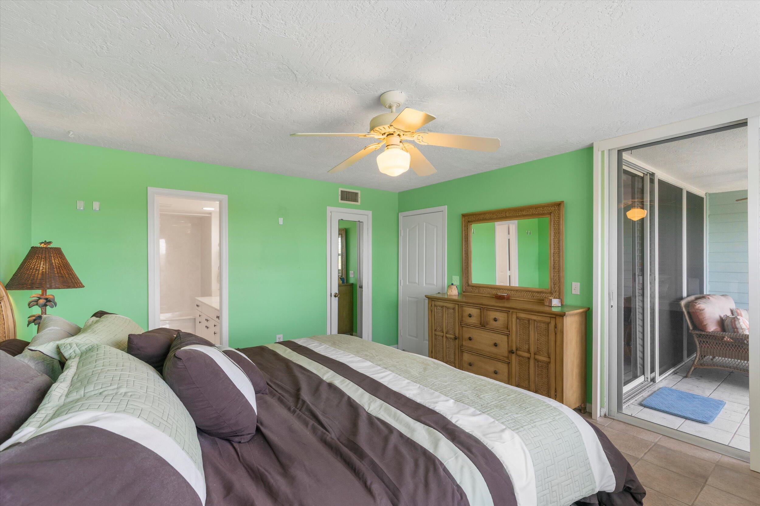 1901 S Roosevelt Boulevard 201W
