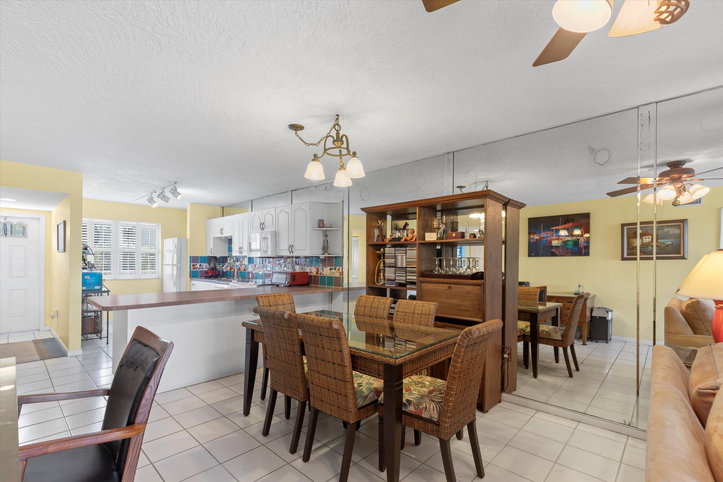 1901 S Roosevelt Boulevard 201W