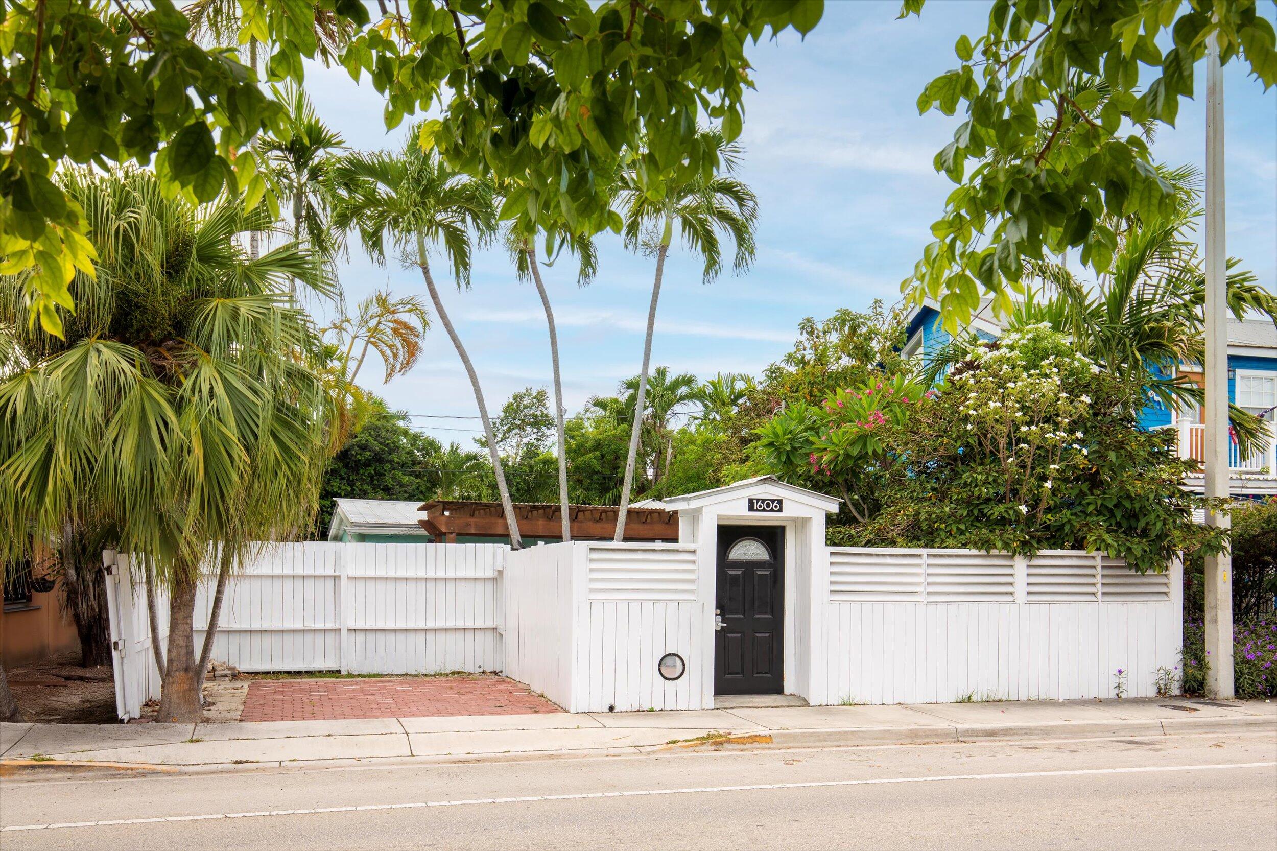 1606 Flagler Avenue