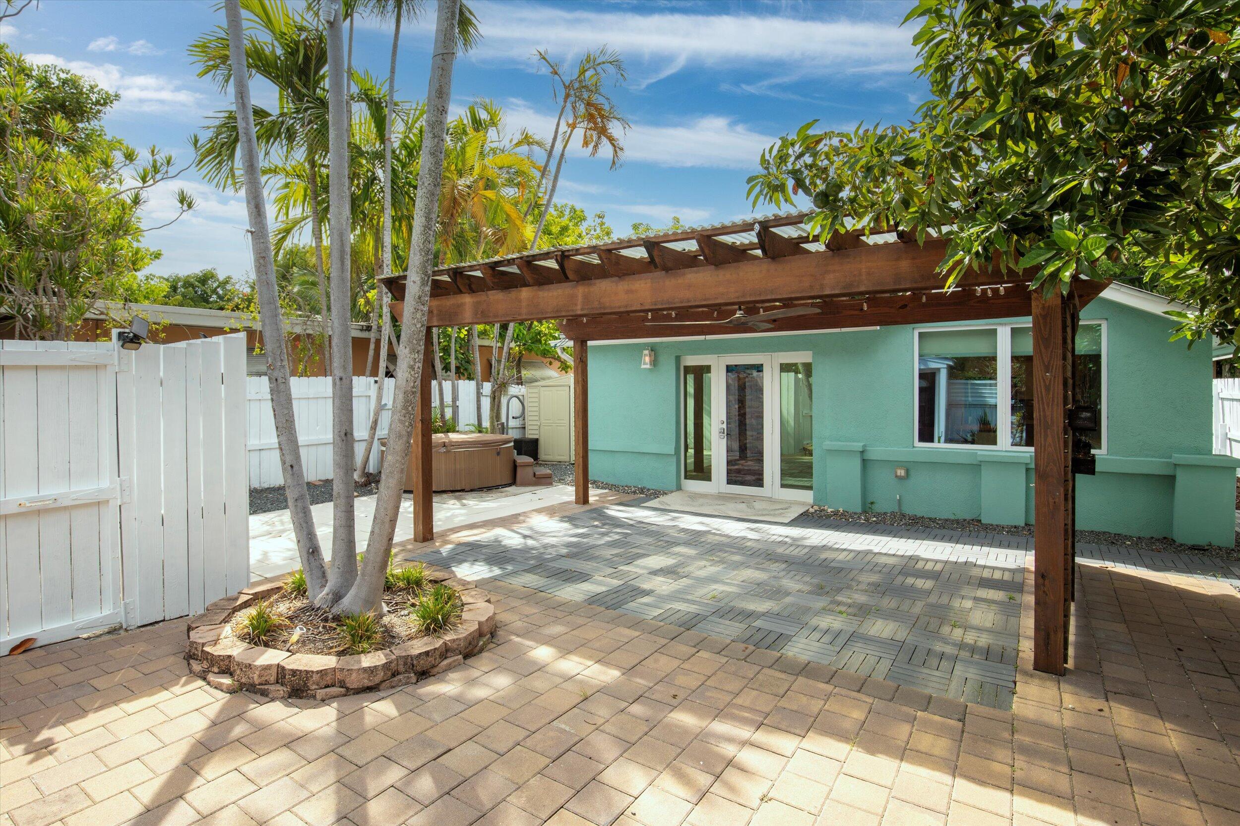 1606 Flagler Avenue
