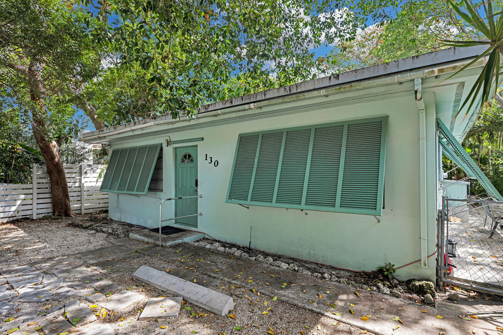 130 N Hammock Road