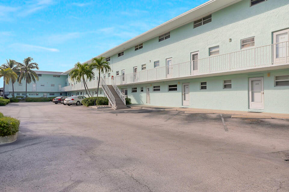 92550 Overseas Highway 103