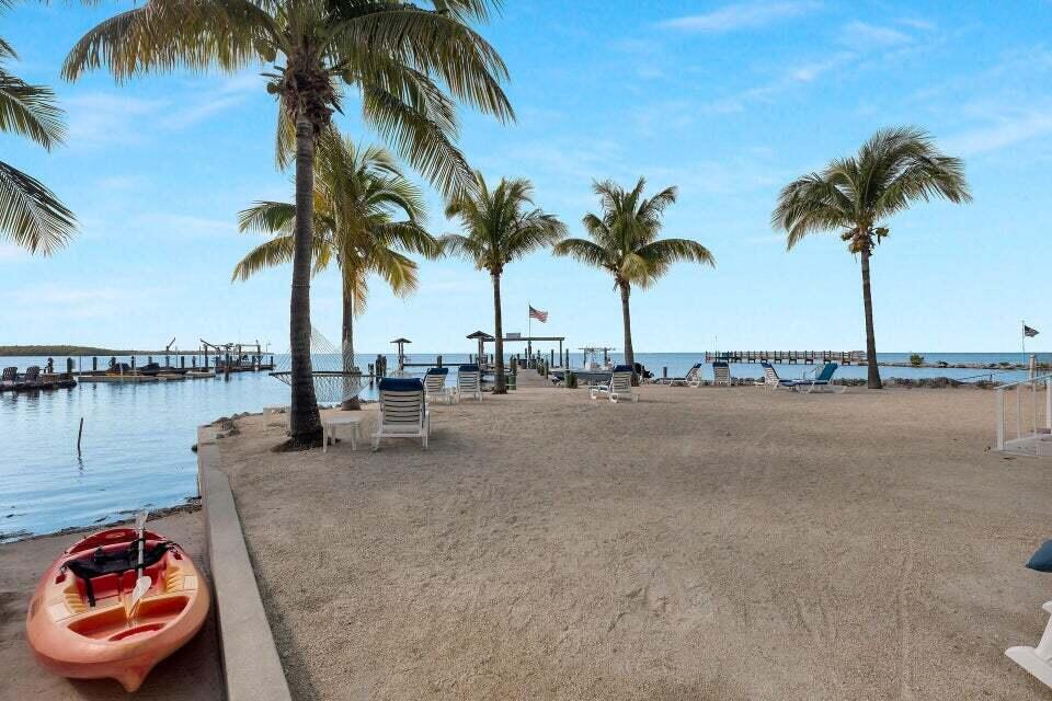 92550 Overseas Highway 103