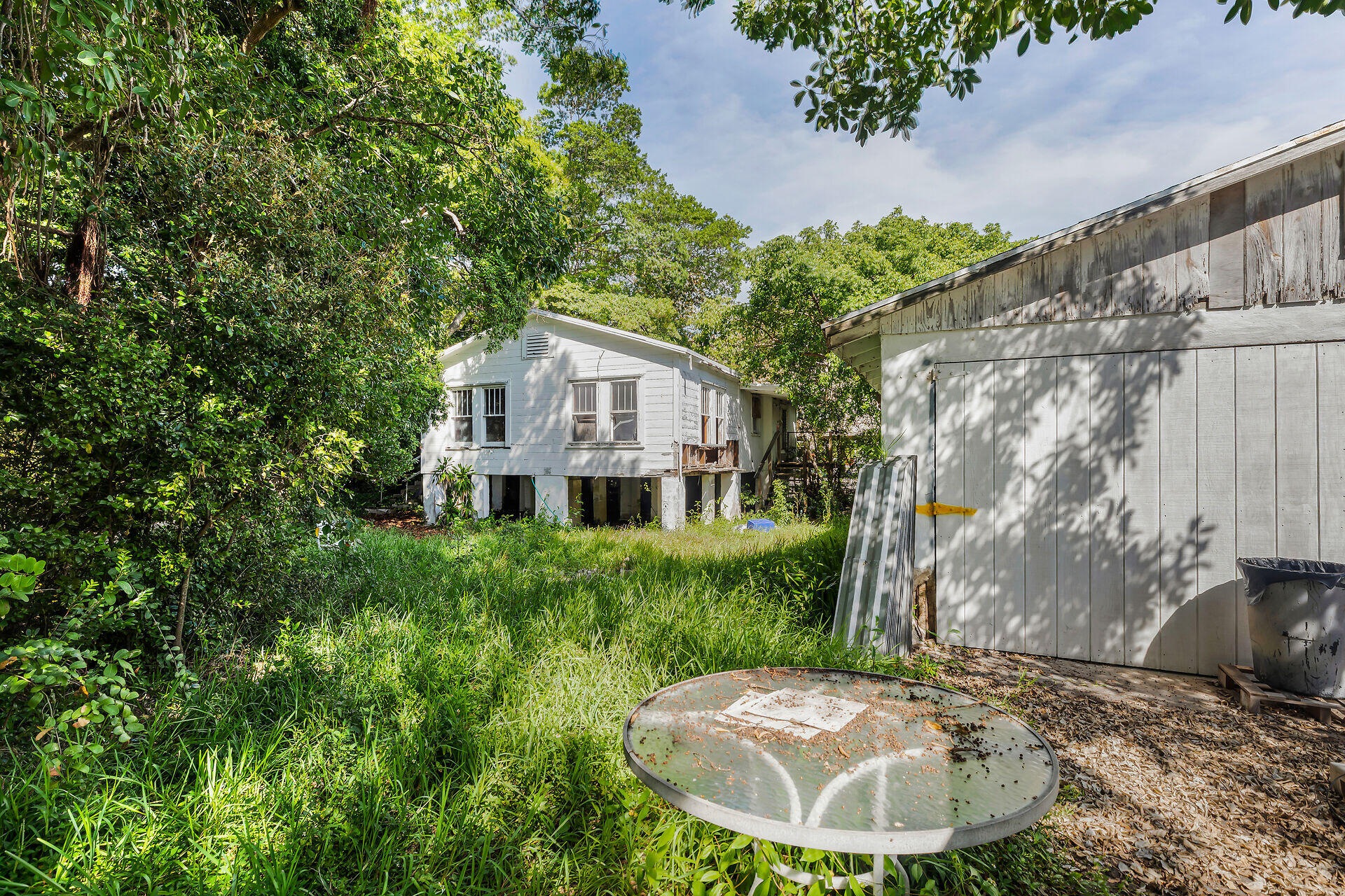 204 Ocean Boulevard