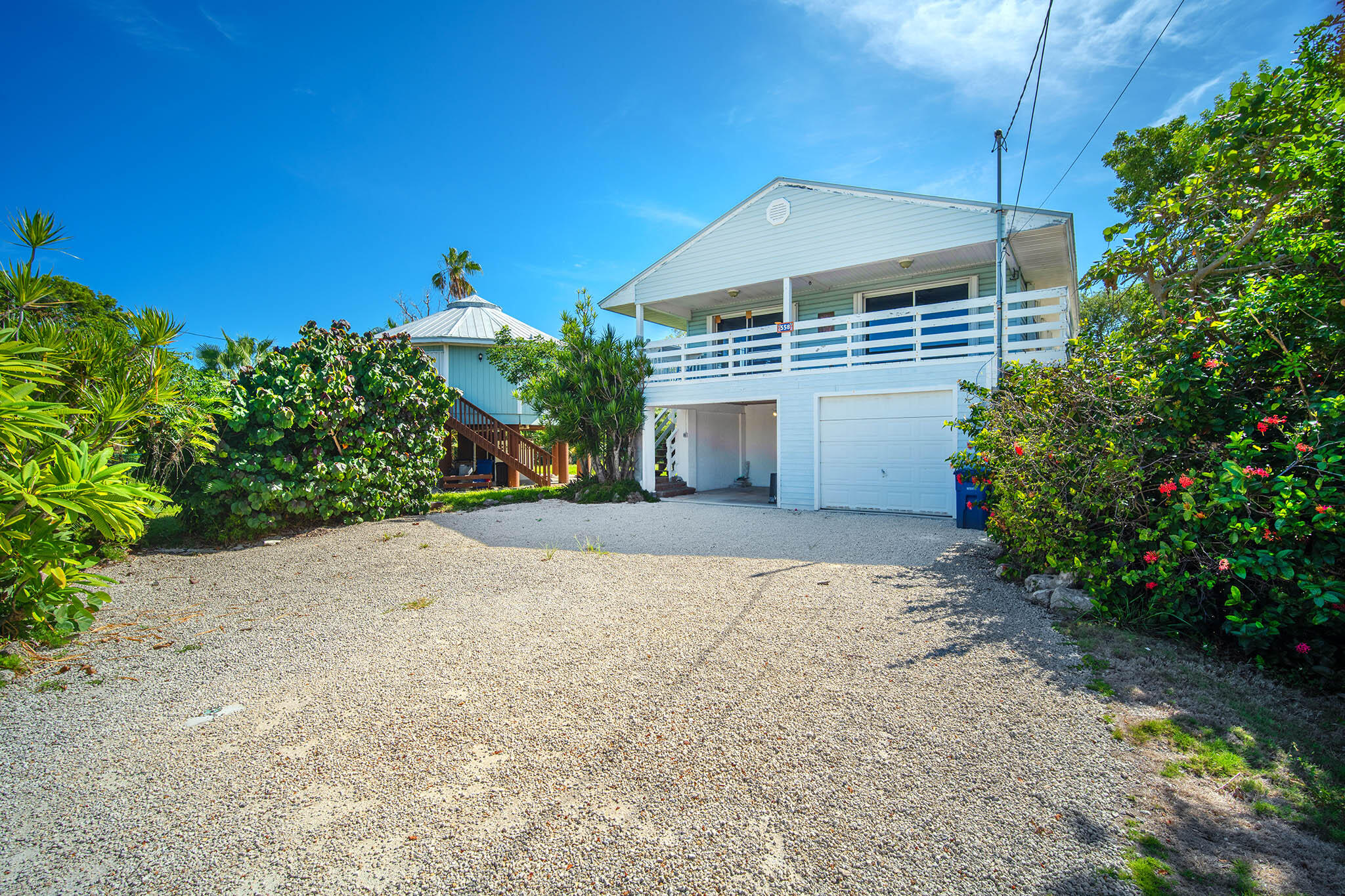 558 E Shore Drive