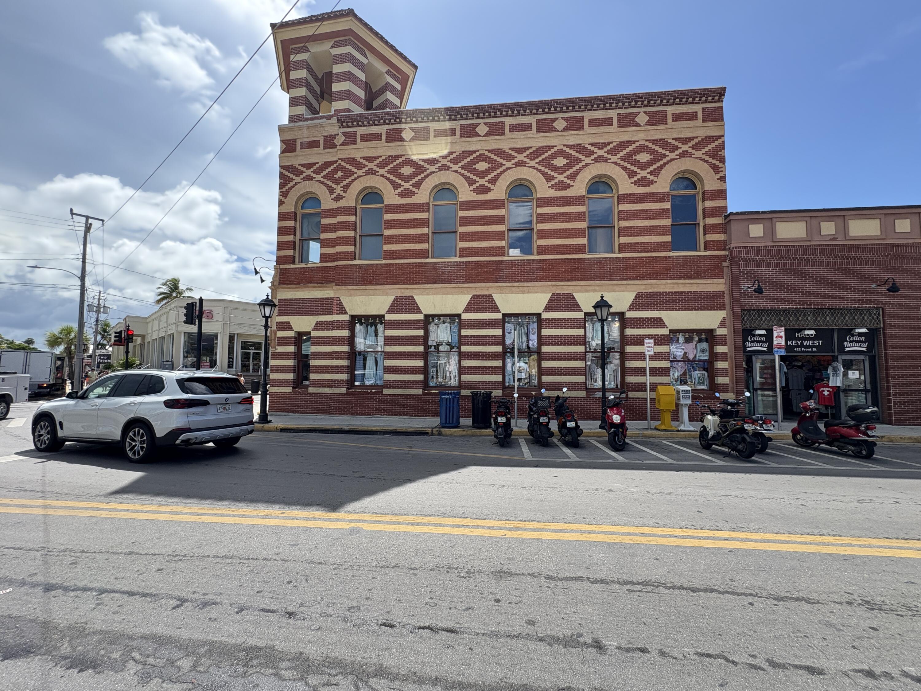 100 Duval Street