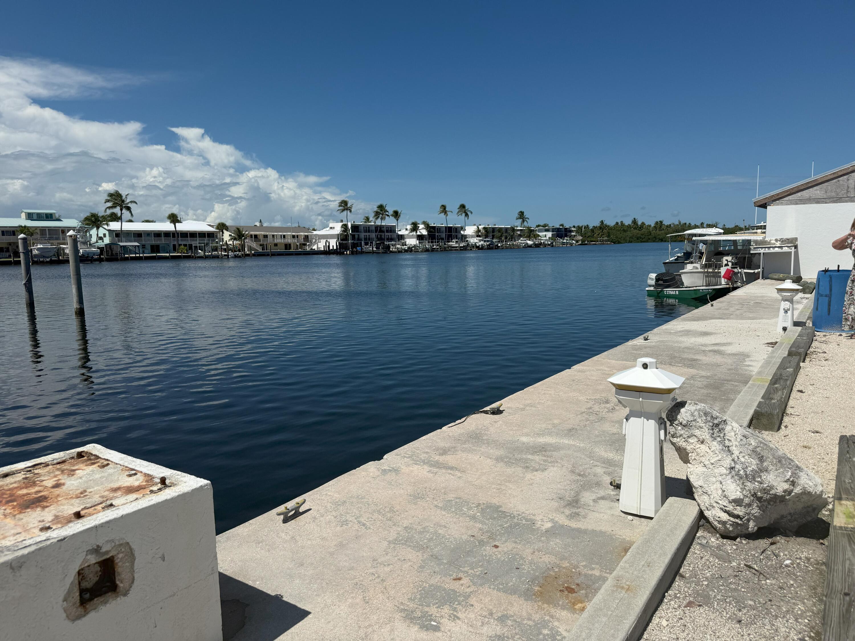 74560 Overseas Highway 6