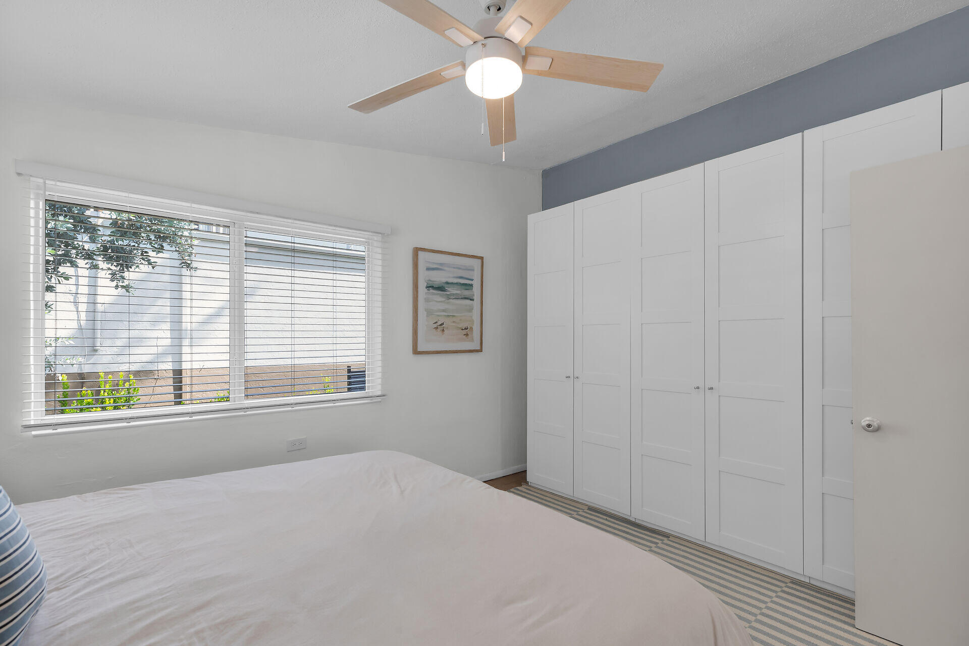 10 Clara Boulevard